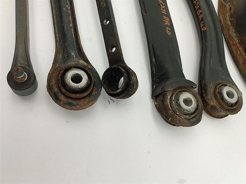 Chrysler Crossfire Rear Right Control Arm Set