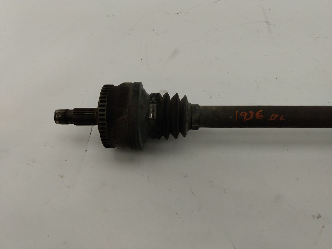 Chrysler Crossfire Rear Left Axle Shaft