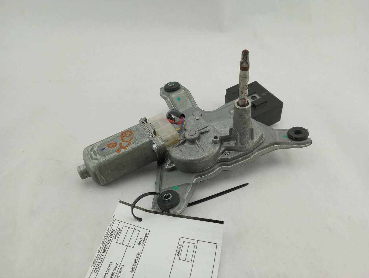 Hummer H3 Rear Tailgate Wiper Motor