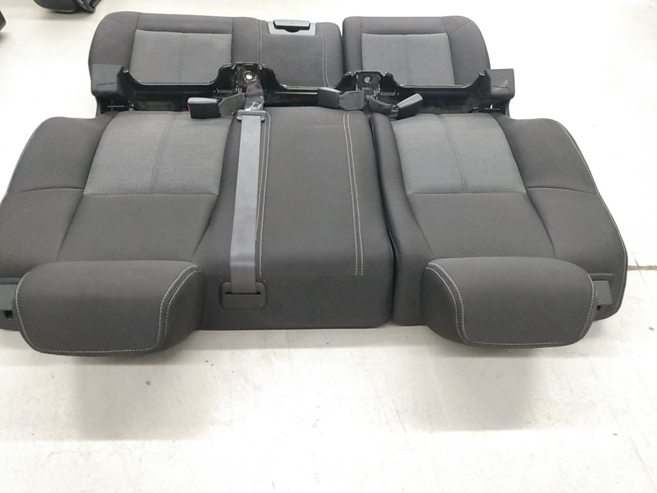 Hummer H3 Rear Seat Set