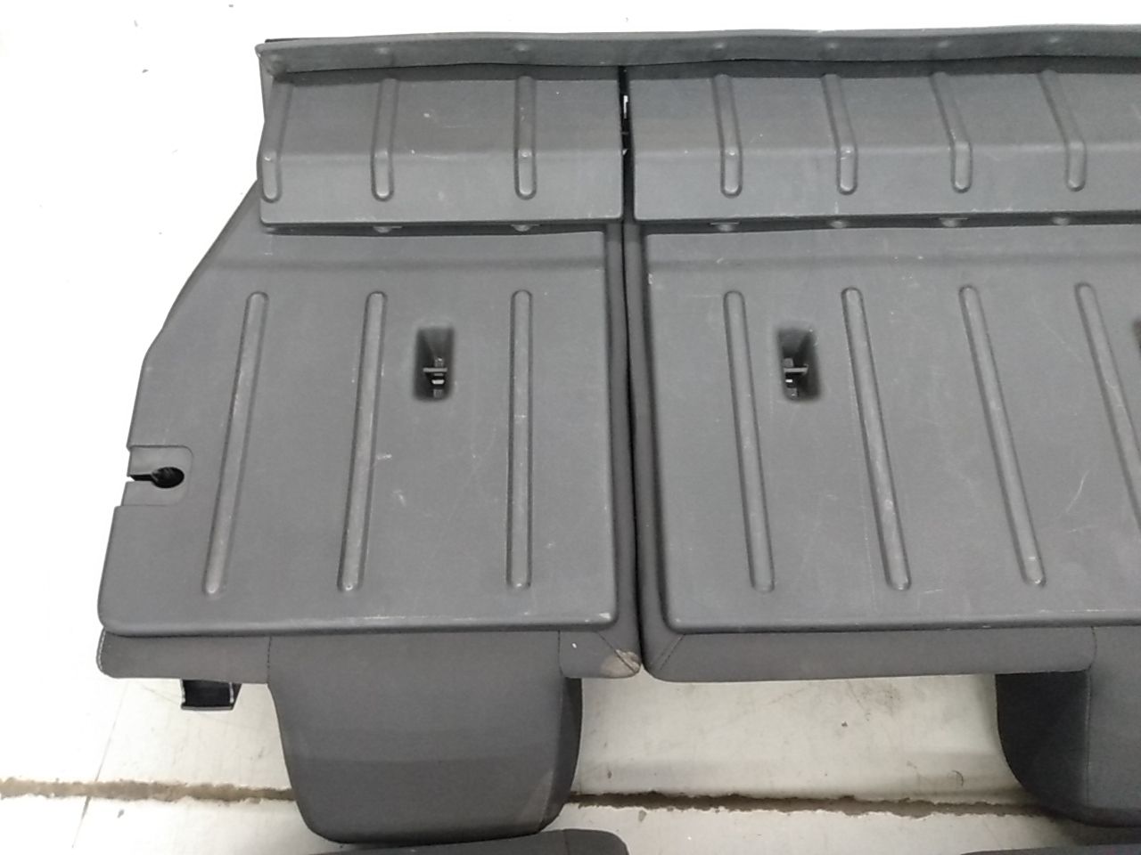 Hummer H3 Rear Seat Set