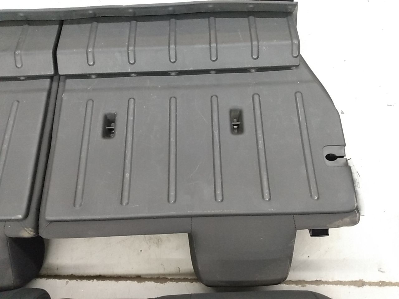 Hummer H3 Rear Seat Set