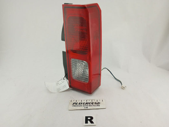 Hummer H3 Rear Right Tail Light