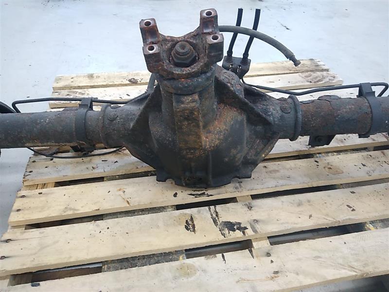 Hummer H3 Rear Axle Assembly