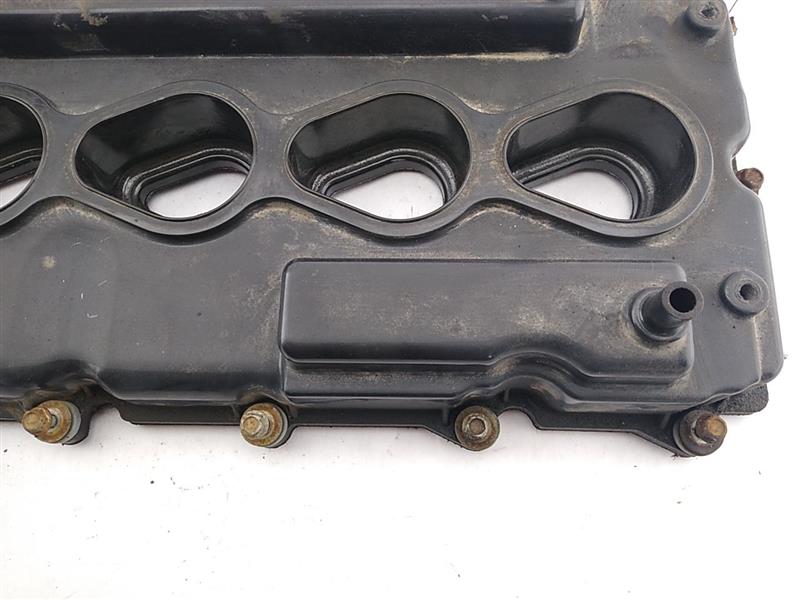 Hummer H3 Valve Cover With Hardware And Baffles