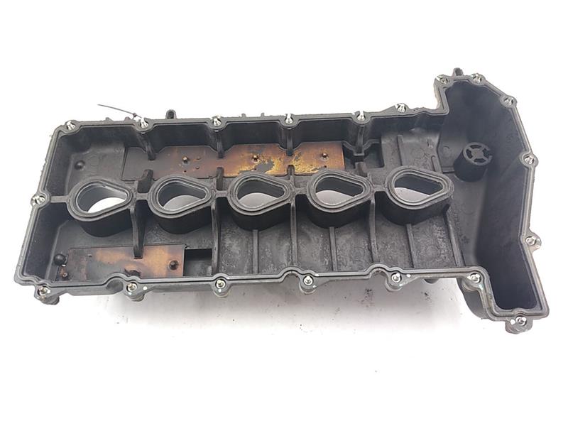 Hummer H3 Valve Cover With Hardware And Baffles