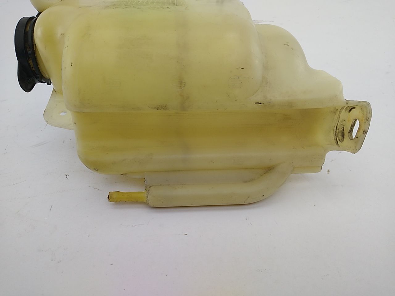 Hummer H3 Coolant Reservoir