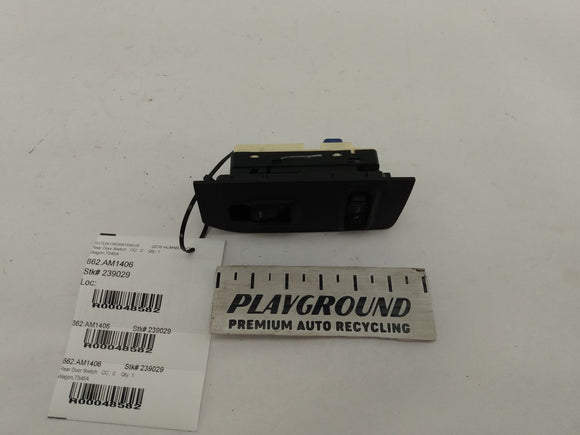 Hummer H3 Rear Right Window Switch