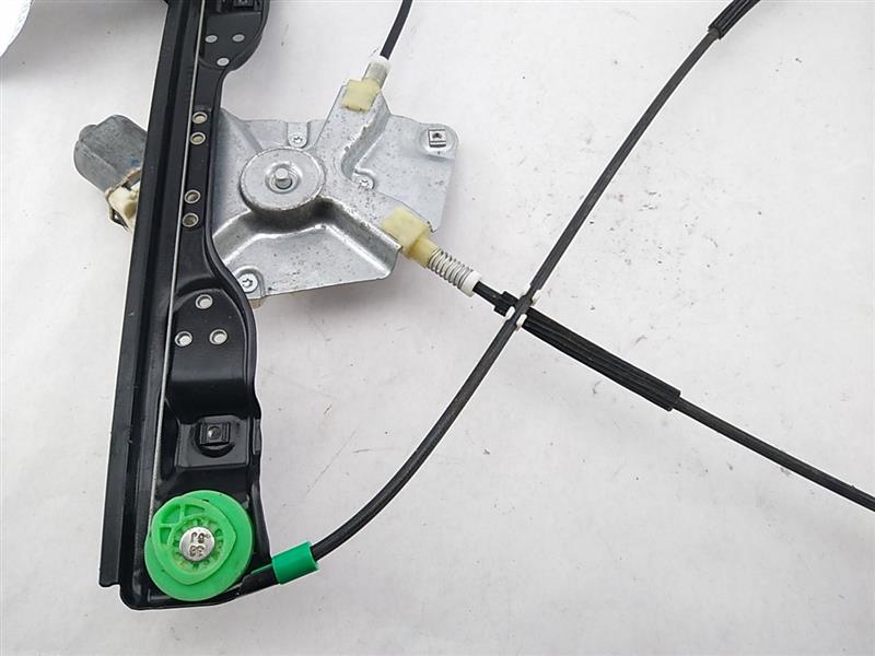 Hummer H3 Front Right Window Regulator