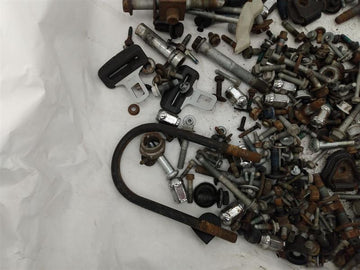 Hummer H3 Dismantling Hardware - 0