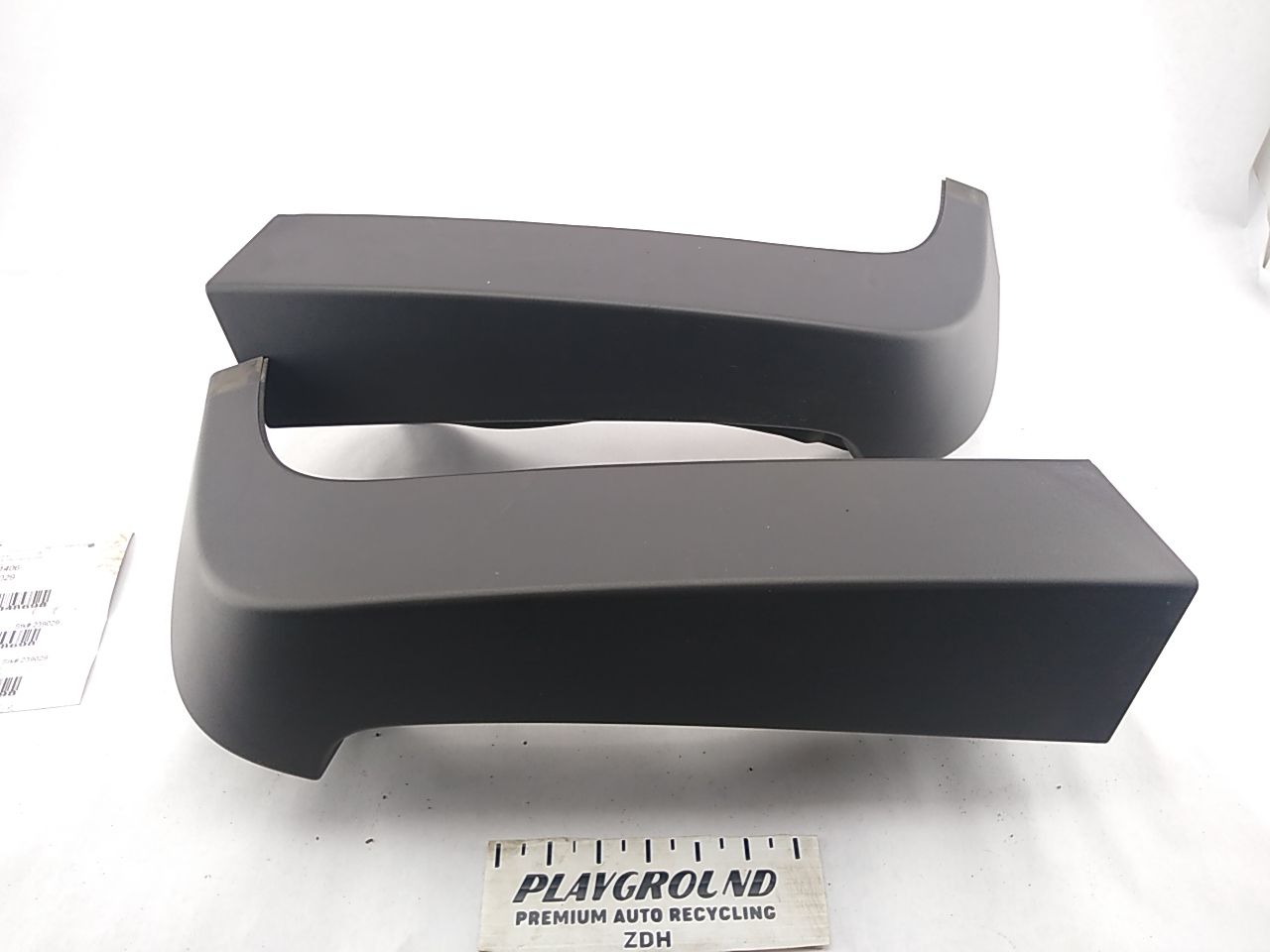 Hummer H3 Pair Of D Pillar Exterior Roof Trim Panels