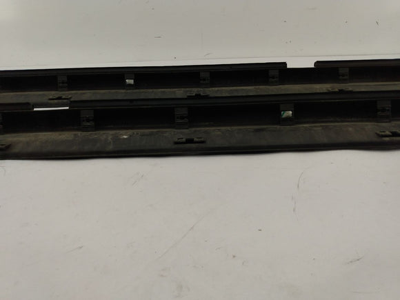 Hummer H3 Pair Of Rocker Panel Mouldings