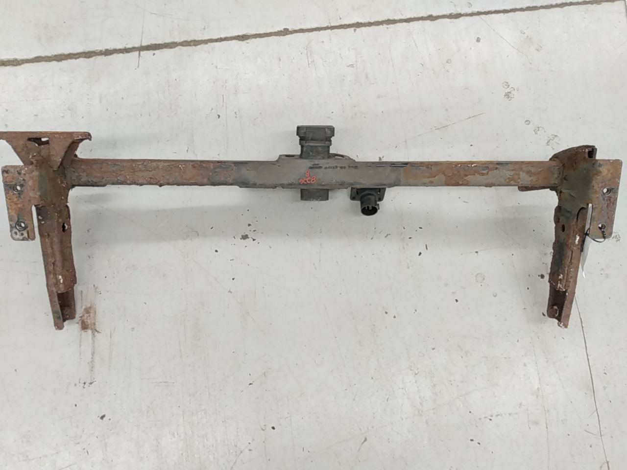 Hummer H3 Rear Bumper Assembly With Trailer Hitch and Wiring Connector