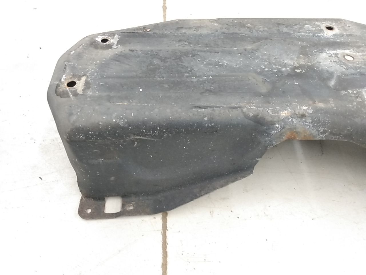 Hummer H3 Underbody Gas Tank Cover Panel