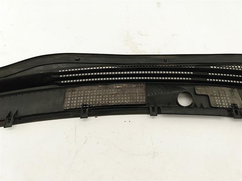 Lexus IS300 Front Wiper Cowl Trim Piece