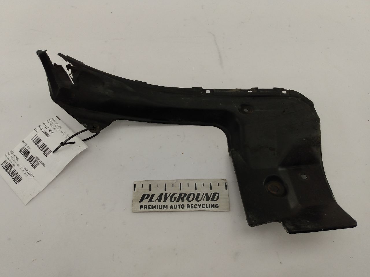 Lexus IS300 Rear Left Fender Well Bumper Seal