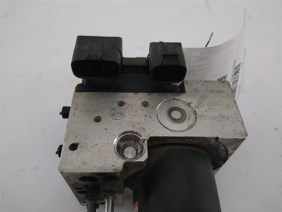Lexus IS300 Antilock Brake Pump And Module