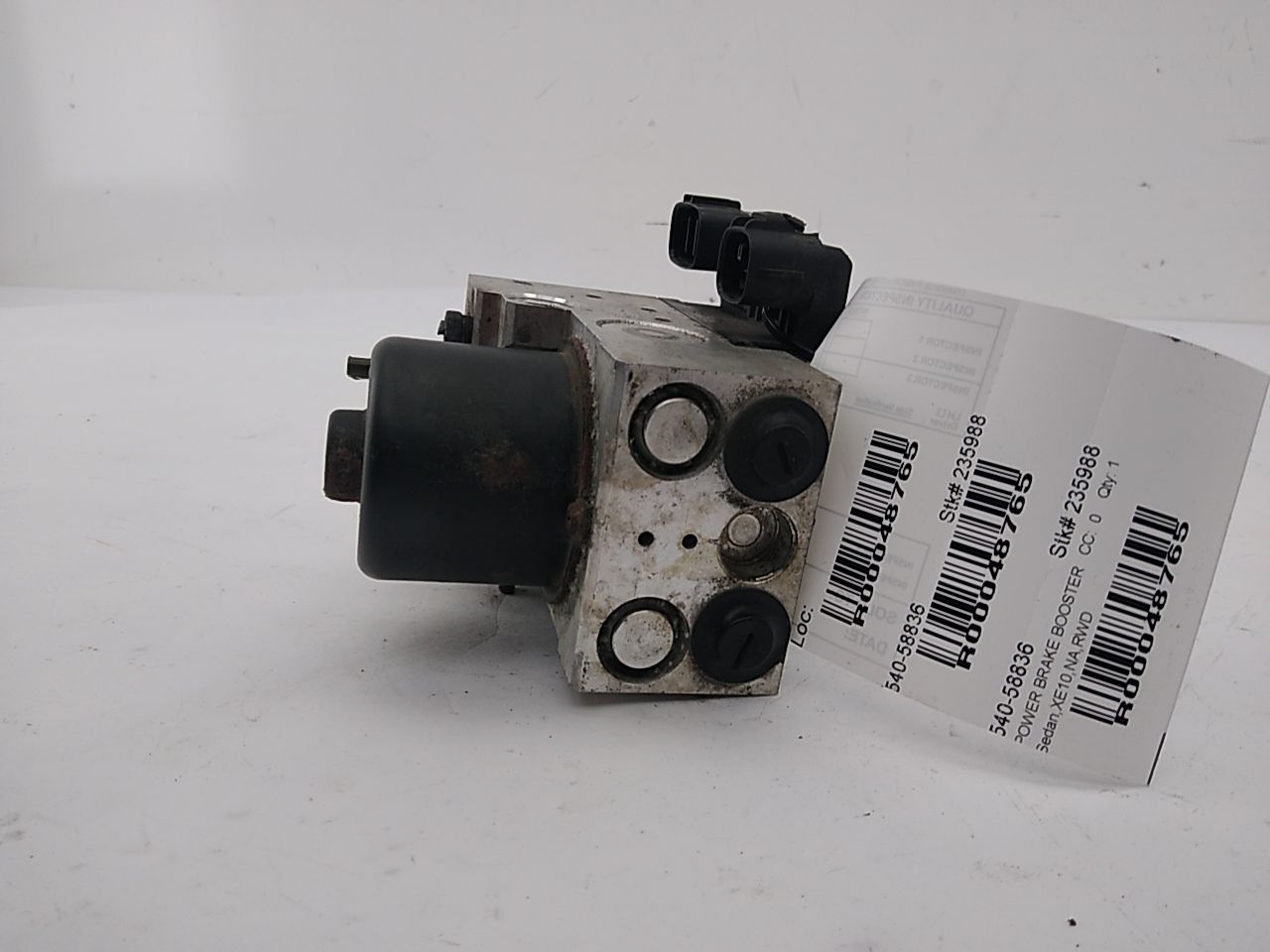 Lexus IS300 Antilock Brake Pump And Module