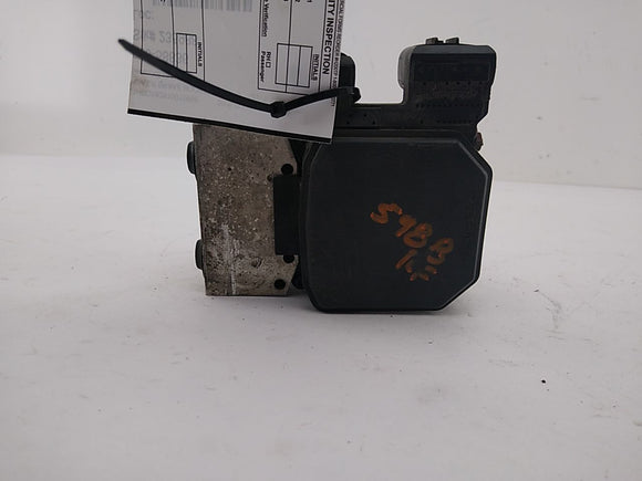 Lexus IS300 Antilock Brake Pump And Module