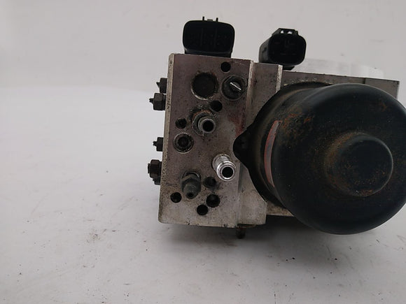 Lexus IS300 Antilock Brake Pump And Module