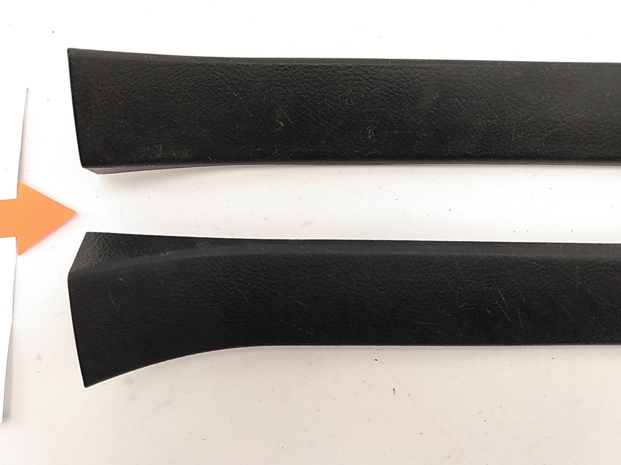 Lexus IS300 Pair Of Door Sill Panels - 0