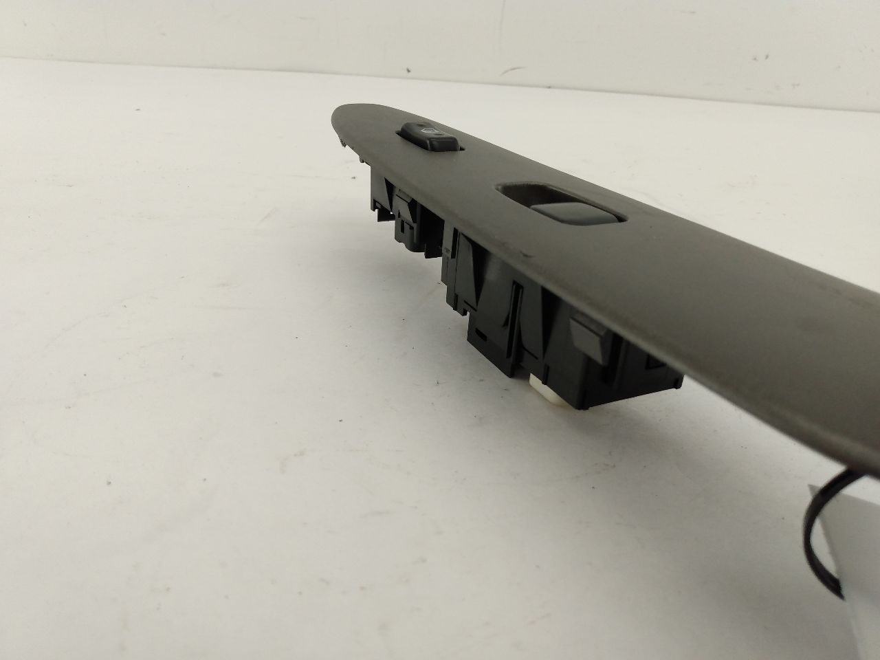 Lexus IS300 Front Right Door And Window Control Panel