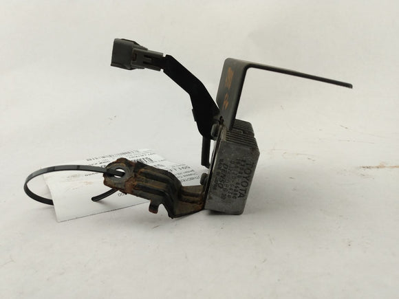 Lexus IS300 Fuel Pump Resistor Module