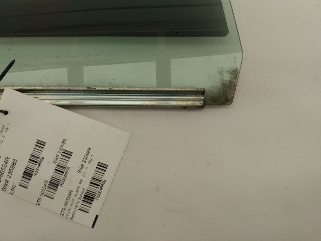 Lexus IS300 Rear Right Window Glass