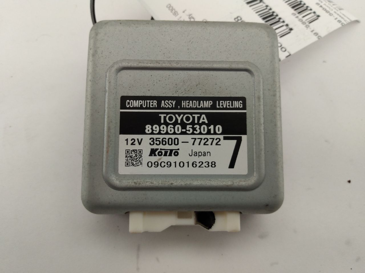 Lexus IS300 Headlight Leveling Computer Assembly