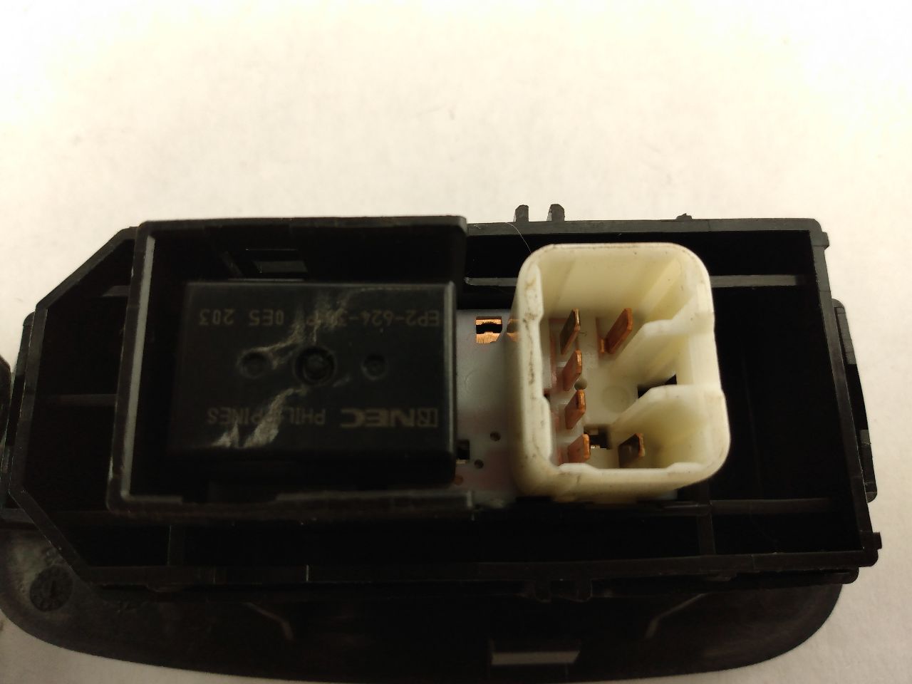 Lexus IS300 Rear Right Window Control Switch