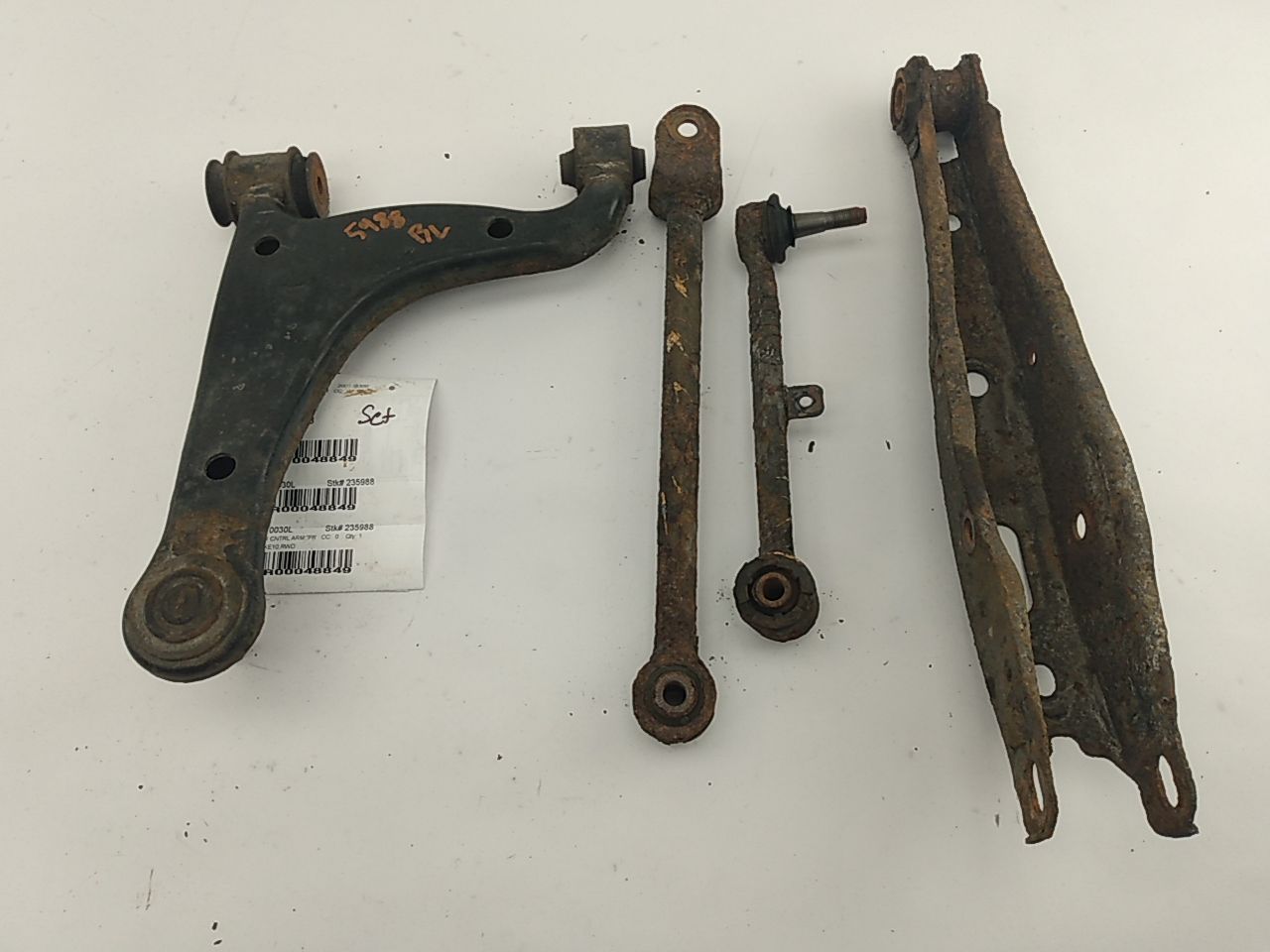 Lexus IS300 Rear Left Control Arm Set