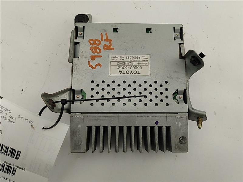 Lexus IS300 Amplifier