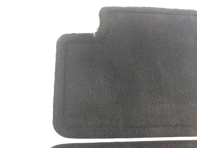 Lexus IS300 Pair Of Rear Floor Mats