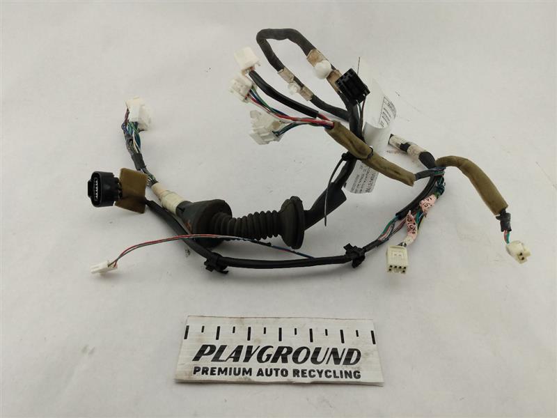 Lexus IS300 Front Right Door Harness