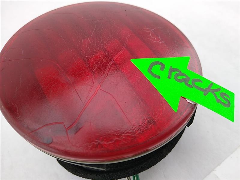 Lexus IS300 Rear Inner Right Side Decklid Tail Light
