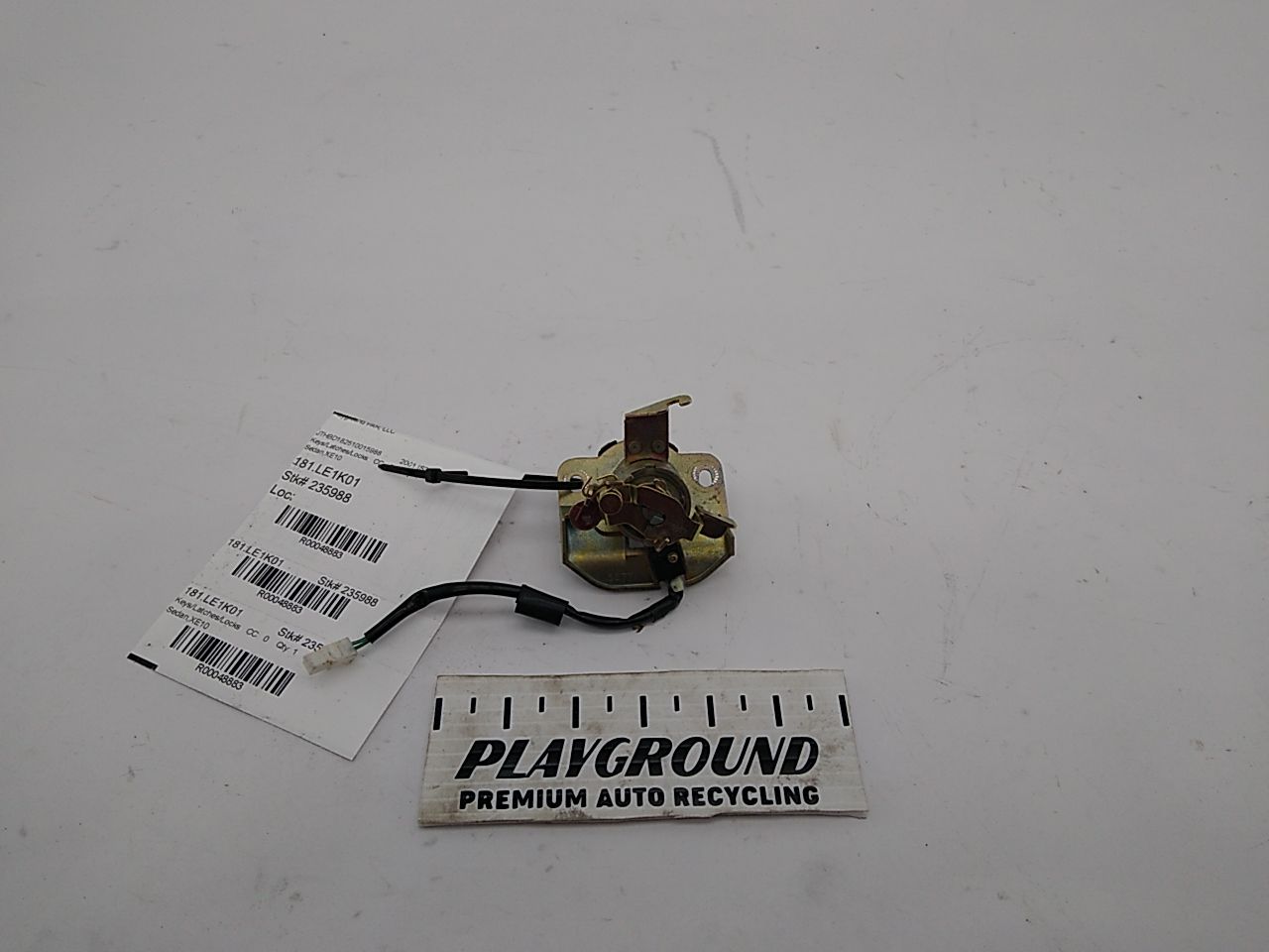 Lexus IS300 Rear Trunk Lock