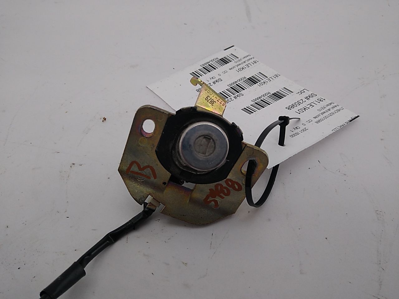 Lexus IS300 Rear Trunk Lock