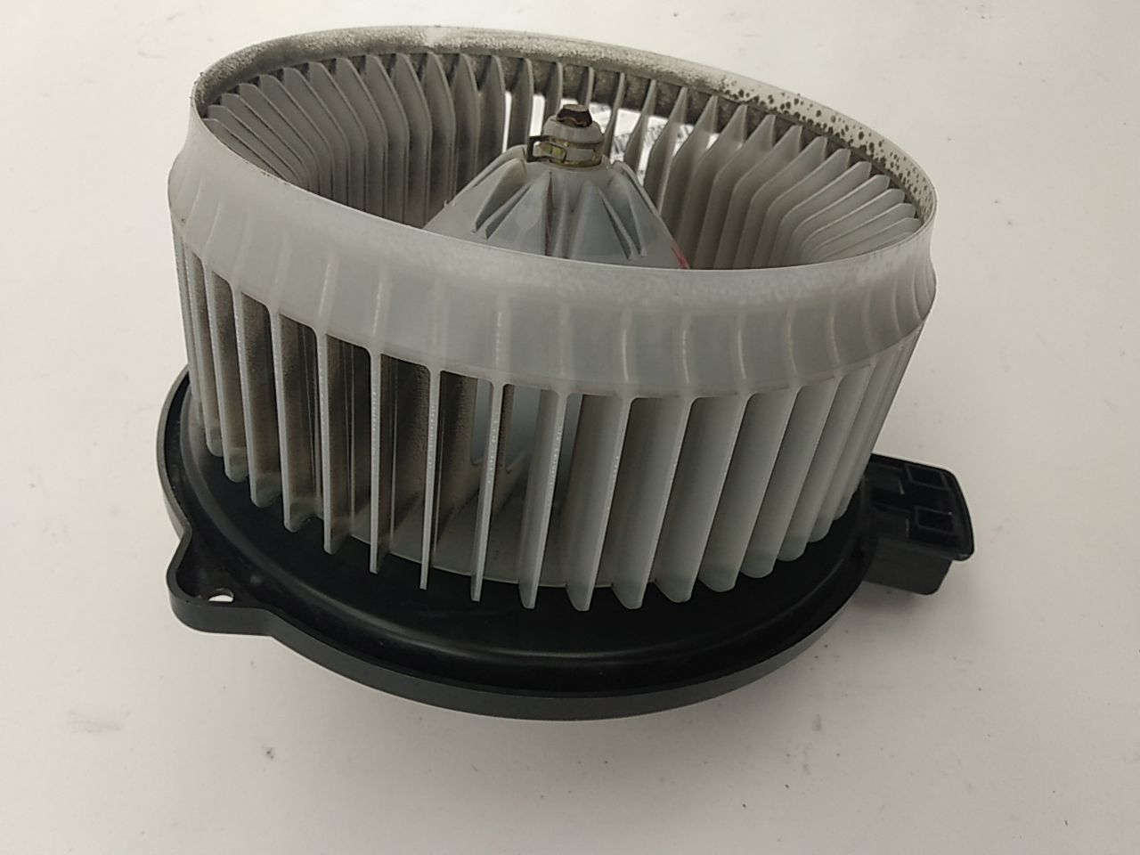 Lexus IS300 Blower Motor - 0