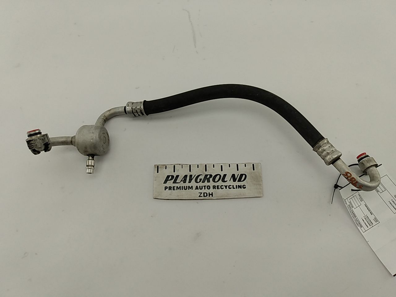 Lexus IS300 AC Suction Hose & Low Side Service Port