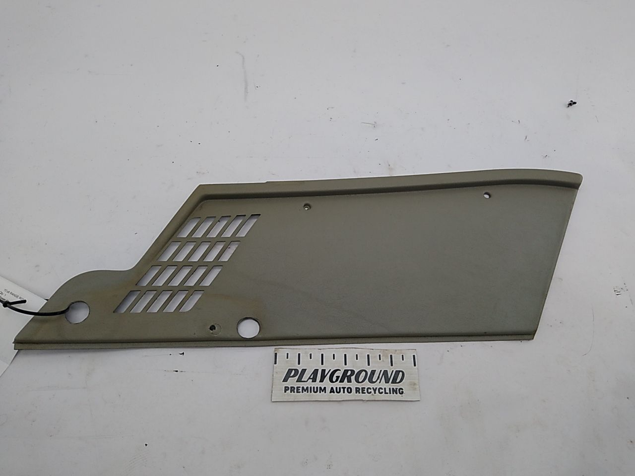 Land Rover Range Rover Rear Right D-Pillar Trim