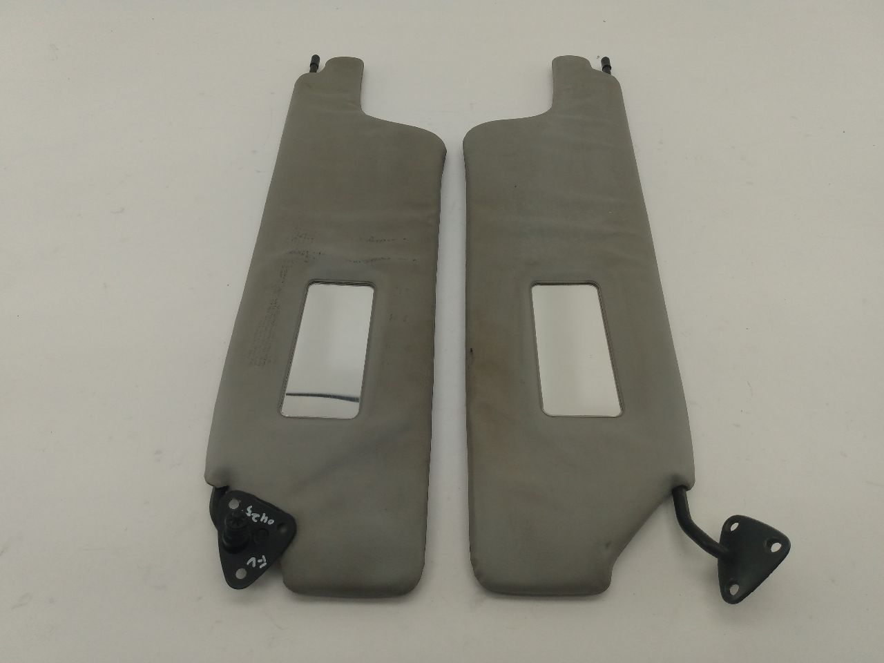 Land Rover Range Rover Pair Of Front Interior Sun Visors