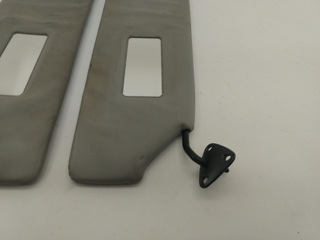 Land Rover Range Rover Pair Of Front Interior Sun Visors