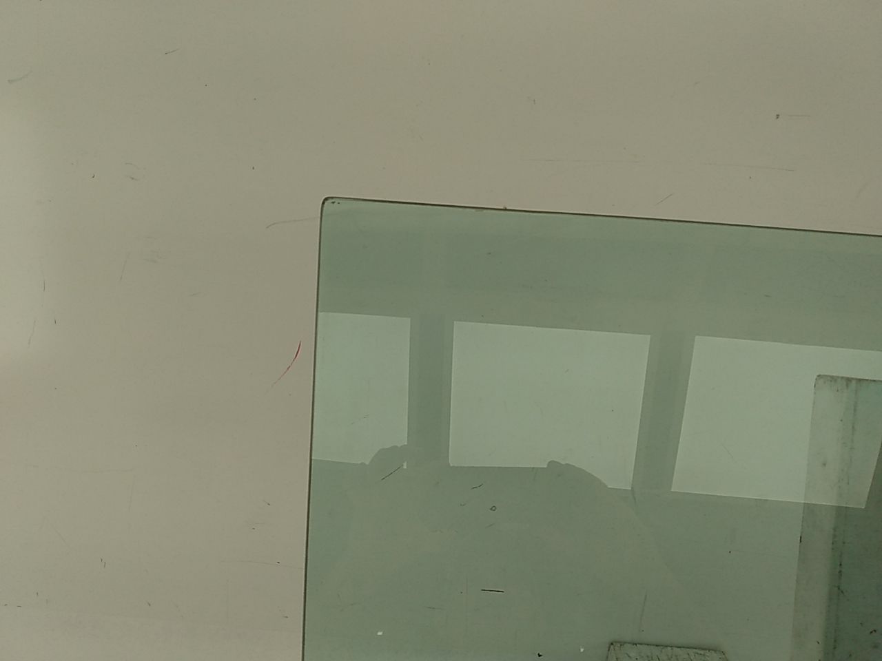 Land Rover Range Rover Front Right Door Window Glass - 0