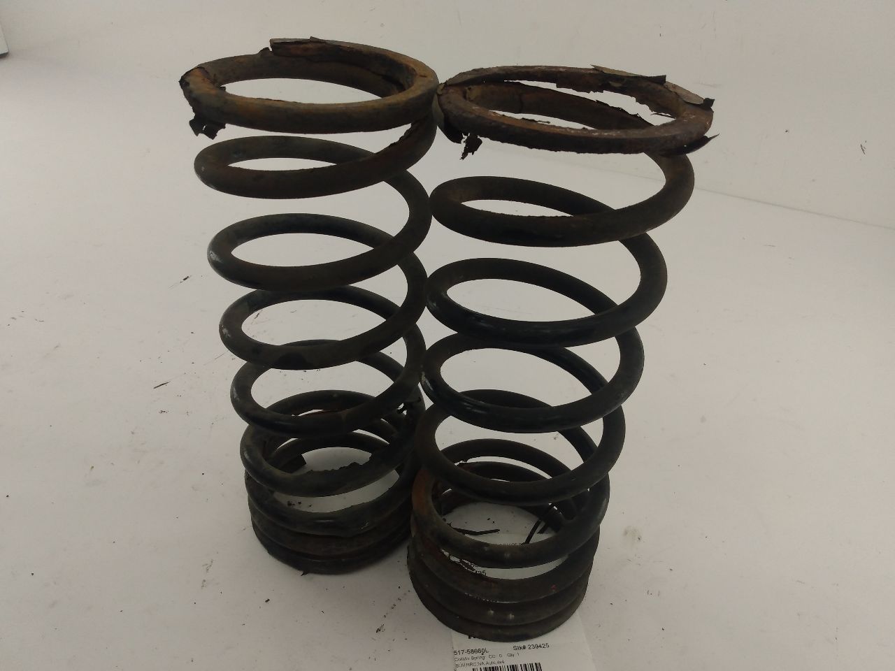 Land Rover Range Rover Pair Of Front Suspension Springs