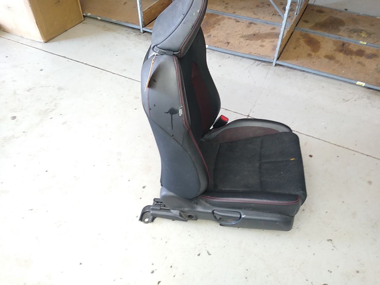 Honda CR-Z Front Right Seat