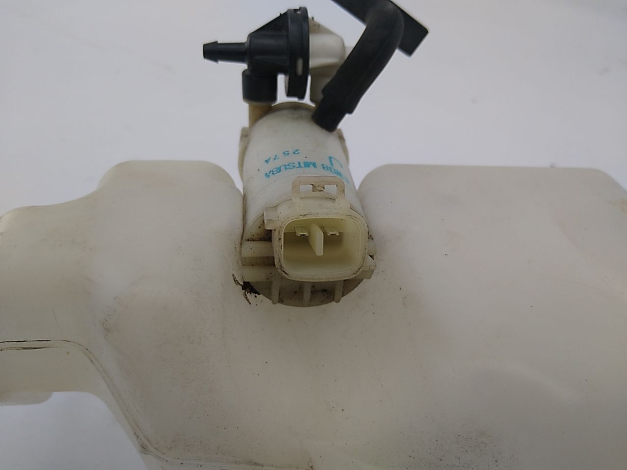 Honda CR-Z Windshield Washer Reservoir