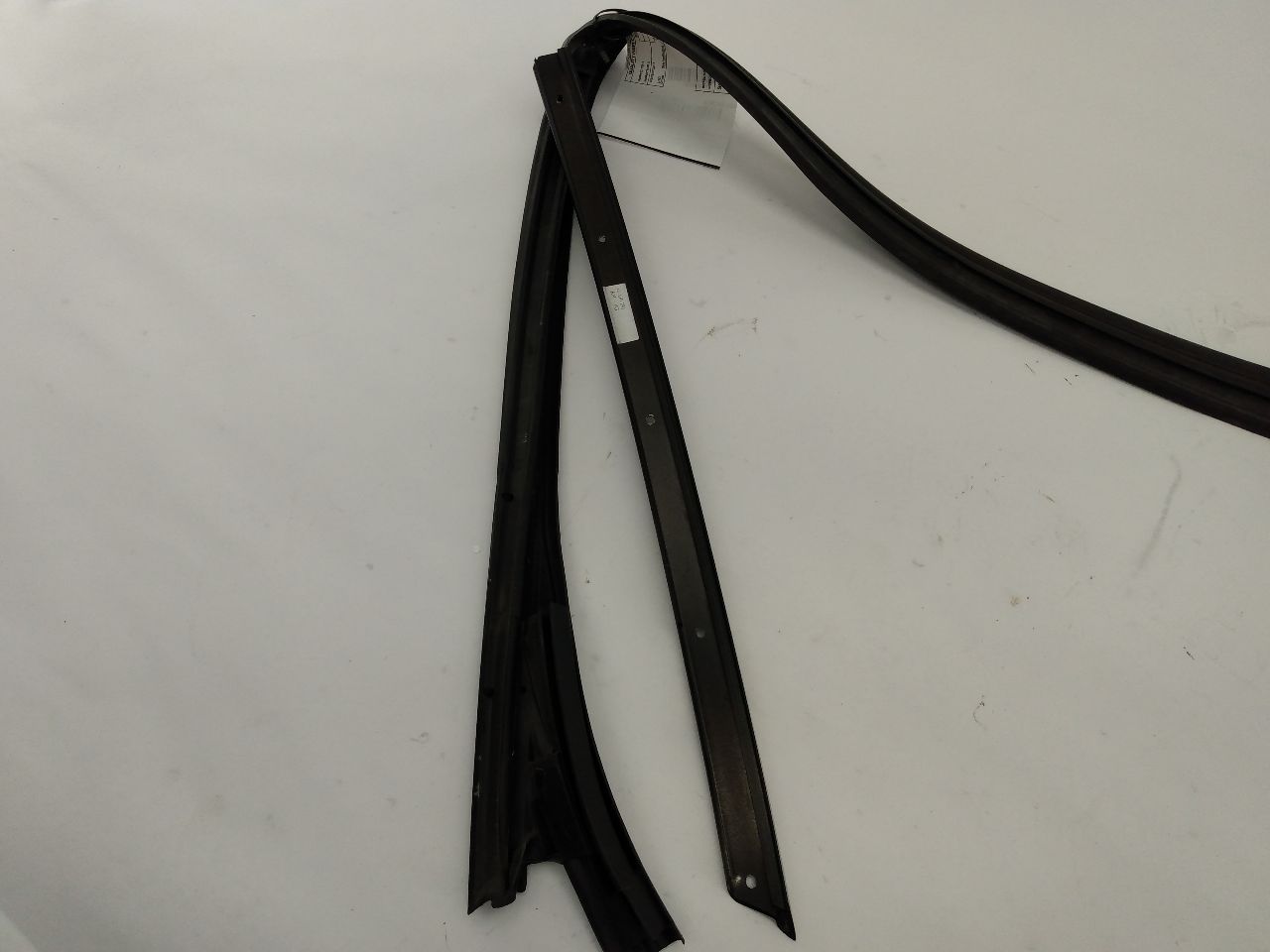 Saab 9-3 Front Windshield Moulding