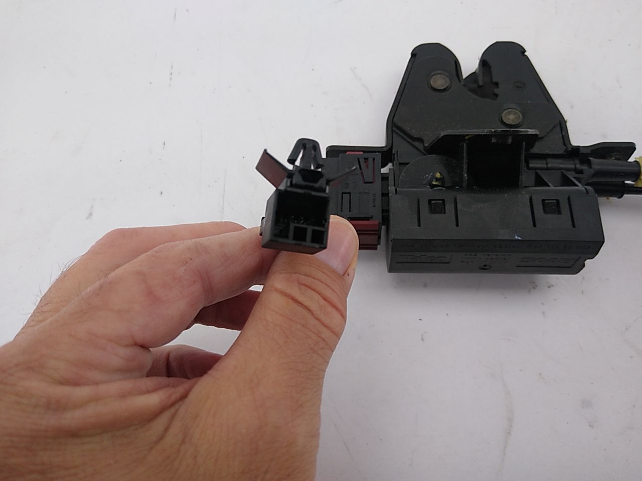 Saab 9-3 Trunk Lock Actuator Latch