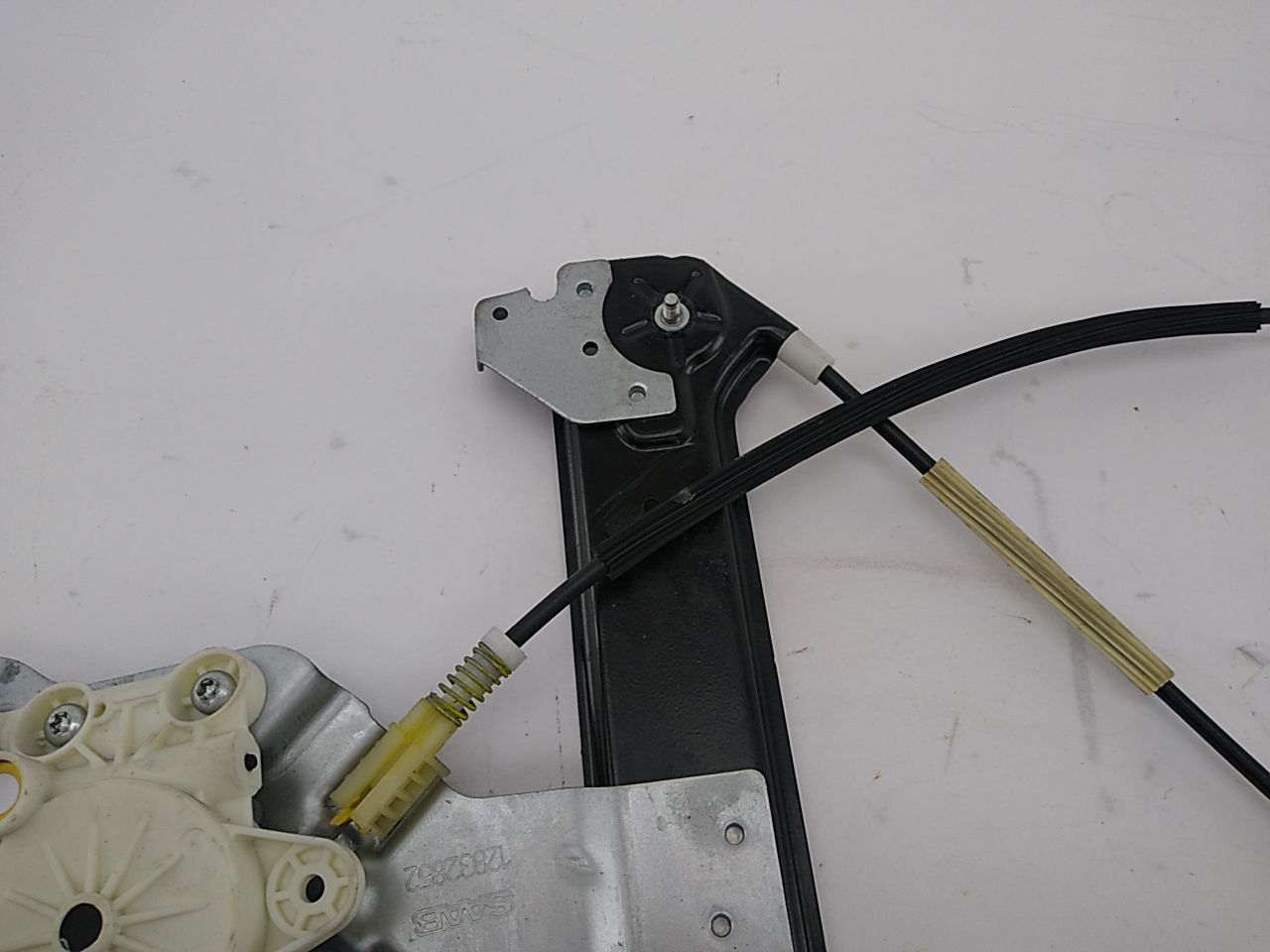 Saab 9-3 Front Right Door Window Regulator