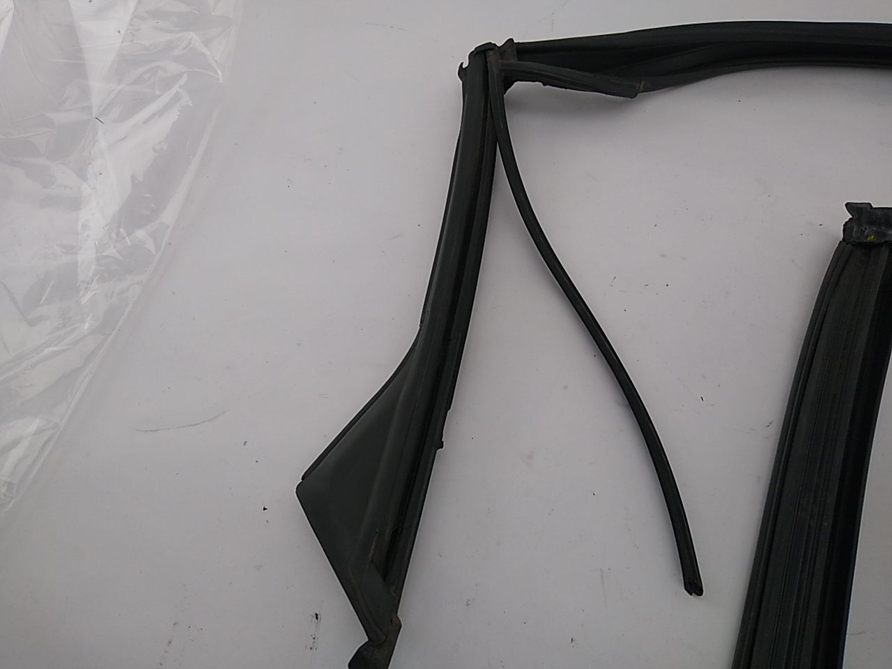 Mercedes SLK230 Convertible Roof Rubber Seals